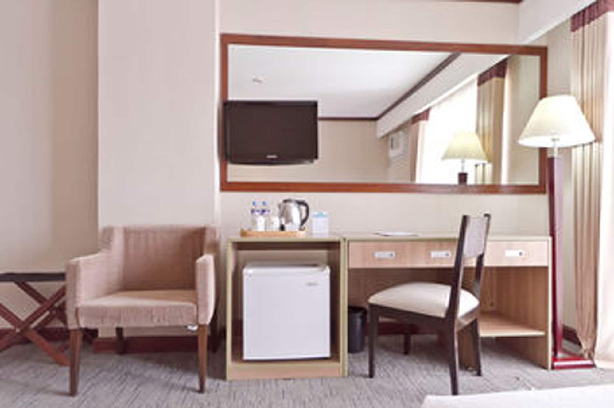 Dohera Hotel Cebu Kültér fotó