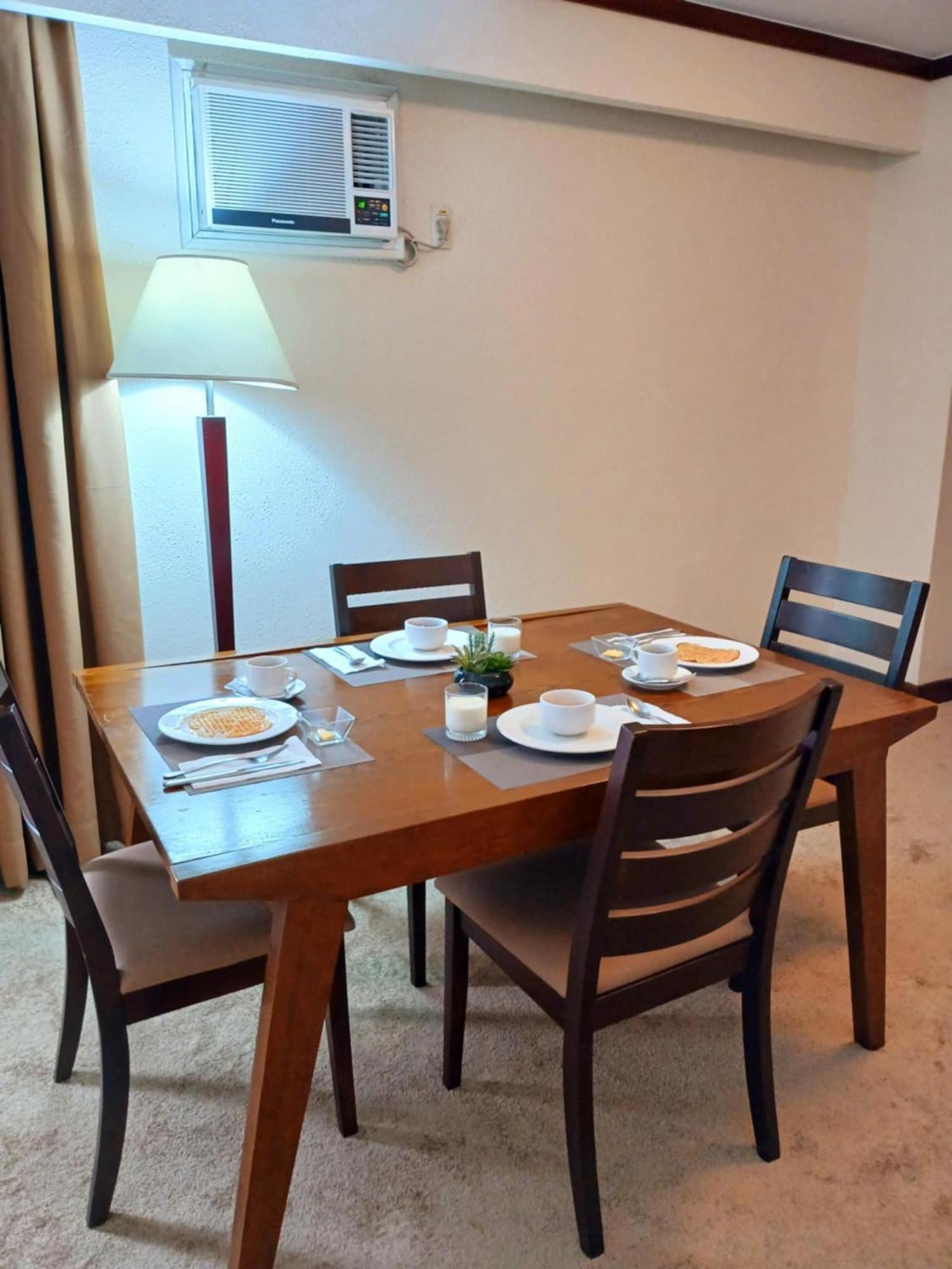 Dohera Hotel Cebu Kültér fotó