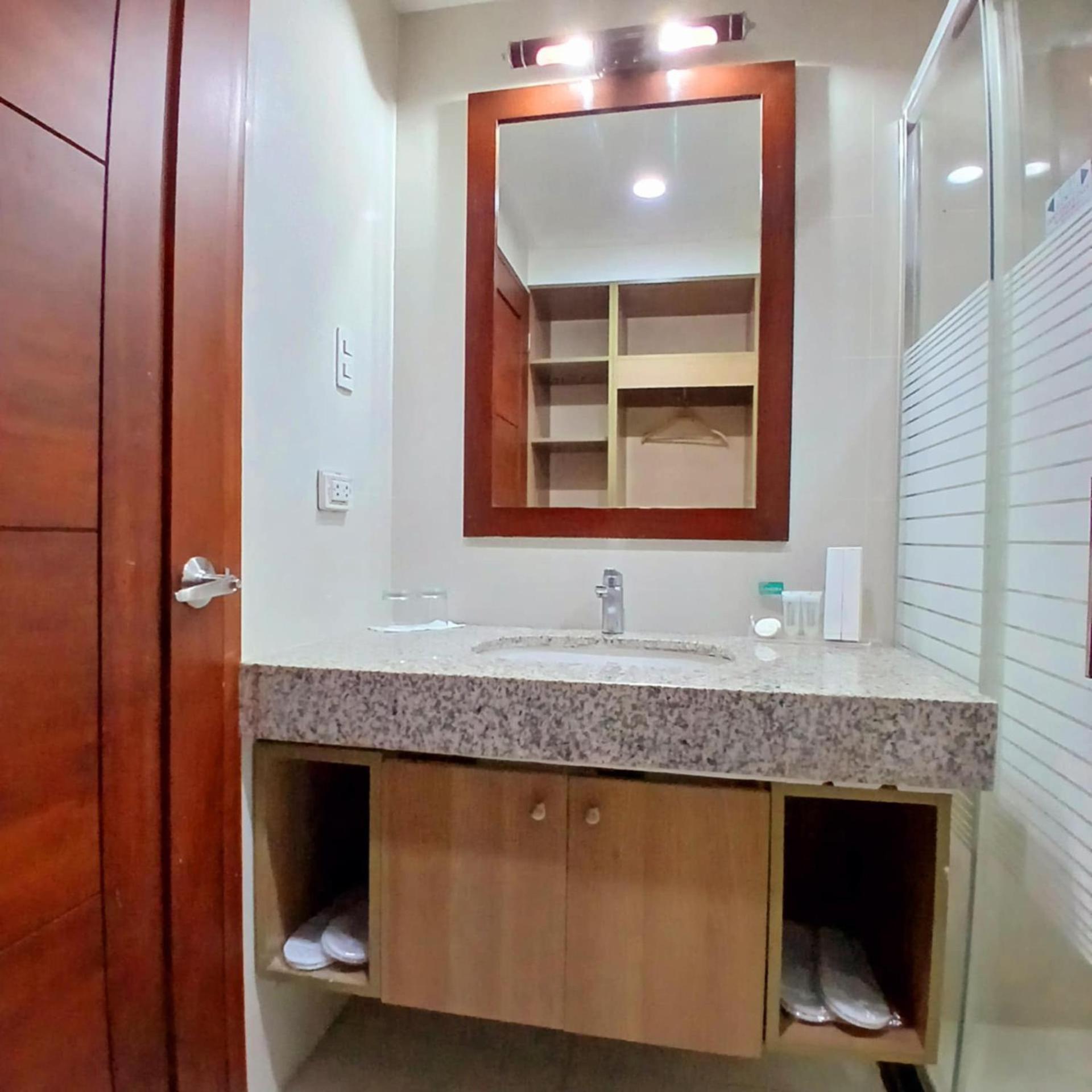 Dohera Hotel Cebu Kültér fotó